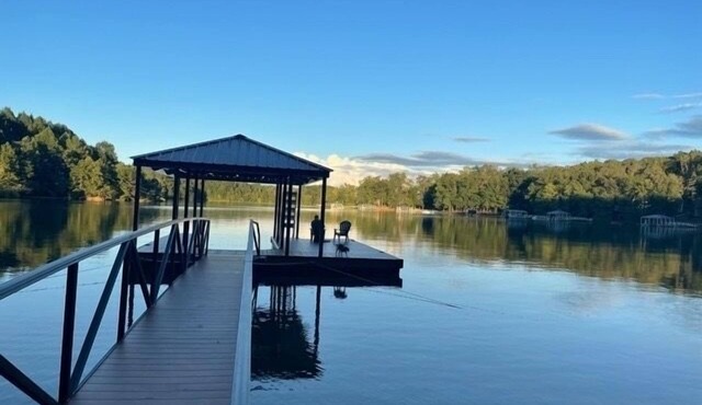 Lakefront luxury on Lake Keowee.