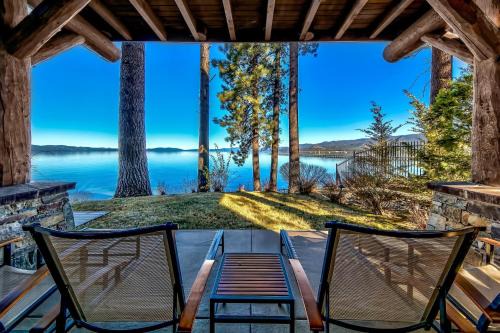 Lakefront Luxury Walkable Gym Hot Tub PEAK 15