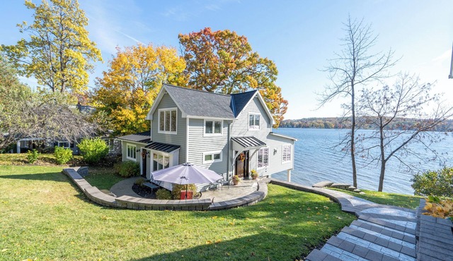 Lakefront Luxury with Cottage Charm
