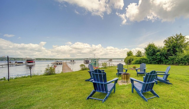 Lakefront Mayville Cottage w/Dock & Grill!