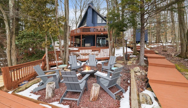 Lakefront Modern A frame cabin with private dock