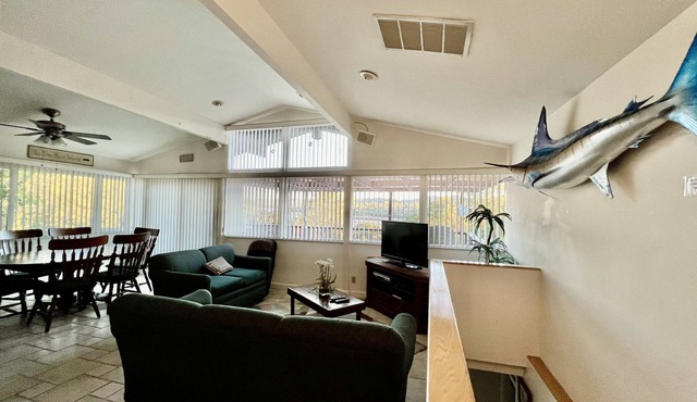 Lakefront Nacimiento home close to West Ramp, Internet, Dish, Pet Friendly too