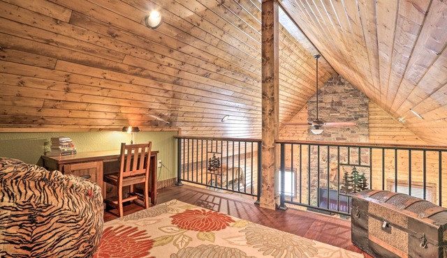 Lakefront Norris Lake Cabin w/Decks & Dock!