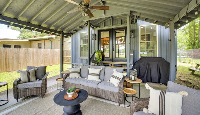 Lakefront Oasis w/Patio in Hot Springs, Arkansas!
