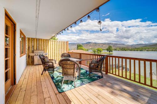 Lakefront Oroville Paradise Private Beach and Dock!