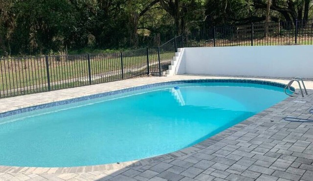 Lakefront Pool Retreat Theater 7.1 Fishing