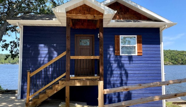 Lakefront Private Cabin