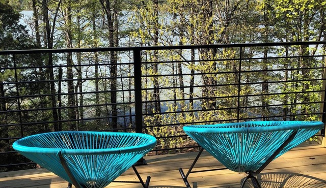 Lakefront property on Greer’s Ferry Lake