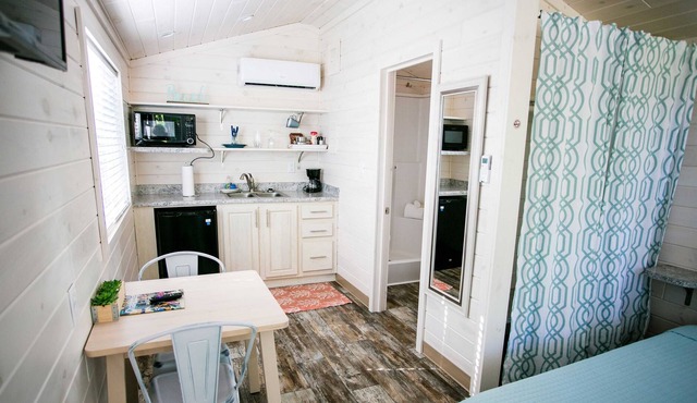 Lakefront Property Studio Cabin With Private Porch #38 at Long Cove Resort by Redawning