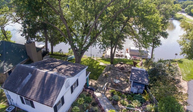 Lakefront property with beautiful view of Lake Zumbro 20 mins from Rochester