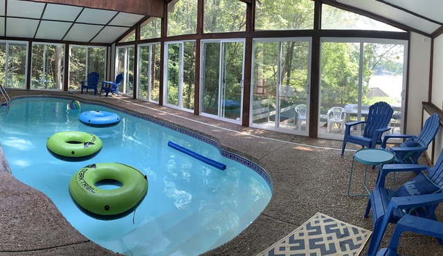 Lakefront property with private heated indoor pool and hot tub!