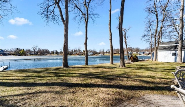 Lakefront Ranch | Hot Tub · 30-Day Min Stay