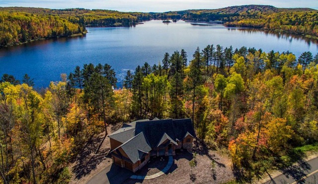 Lakefront Retreat at Giants Ridge Golf, Hike, Ski