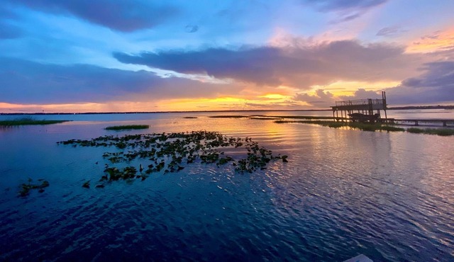 Lakefront retreat for the ultimate sunsets and relaxation.