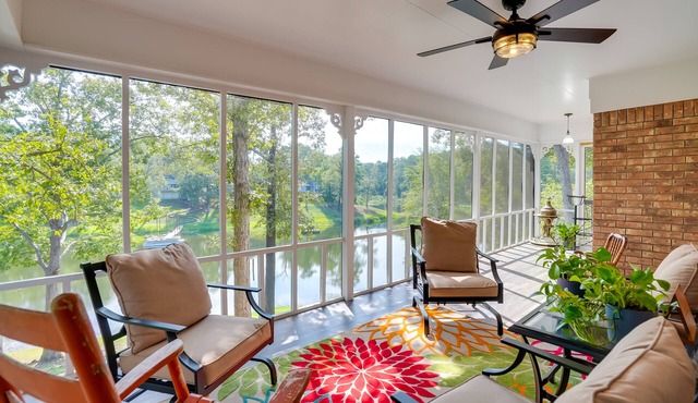Lakefront Retreat in Jefferson w/Screened Porch!