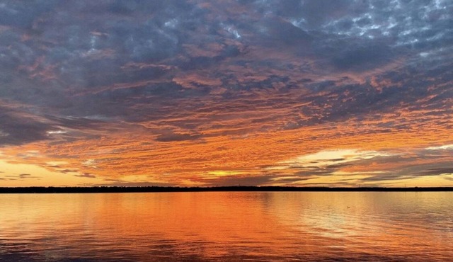 Lakefront Retreat on Lake Marion