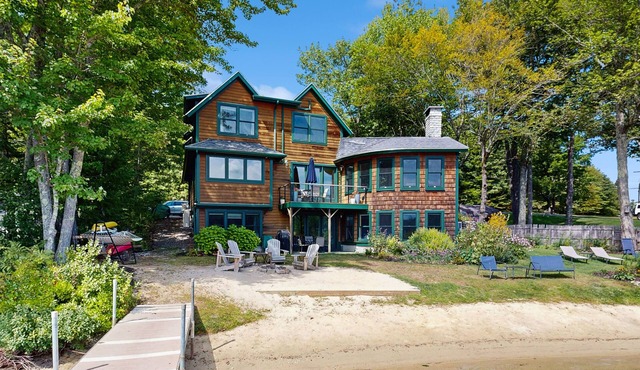 Lakefront Retreat | Private Sandy Beach, Dock & Firepit | Game Room