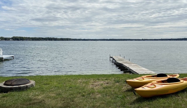 Lakefront Retreat