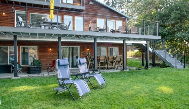 Lakefront Retreat w/Private Dock & Fire Pit