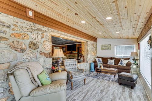 Lakefront Rocky Mount Main House with 3 Cabins!