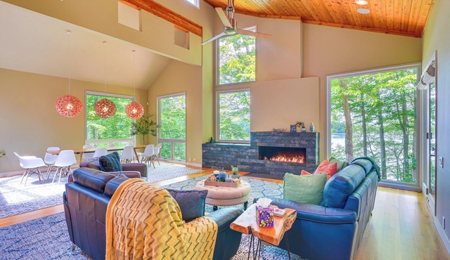 Lakefront Roxboro Home w/Private Dock!