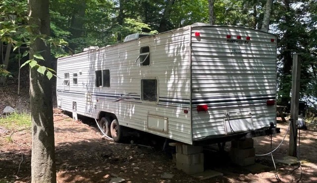 Lakefront RV Cottage in Parry Sound #10