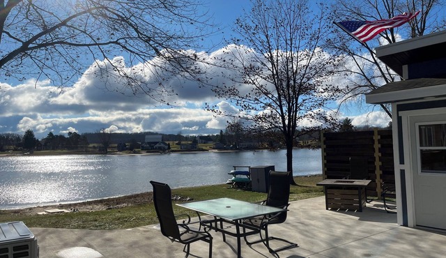 Lakefront Sauna Spa @ Stoneledge Lake Living