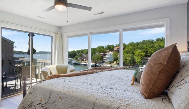 Lakefront Stargazer - Fireplace - Desk - King & Queen Beds - Stunning Views