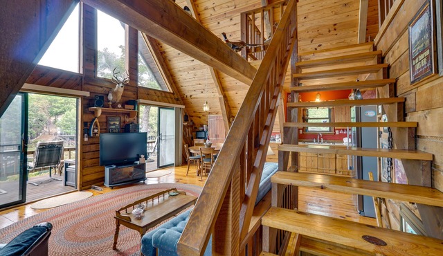Lakefront Sunrise Beach Cabin w/Private Dock!