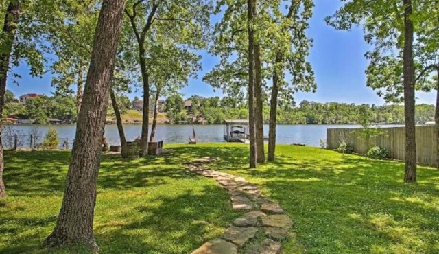 Lakefront Swim Spa Oasis on Main Channel in Hot Springs