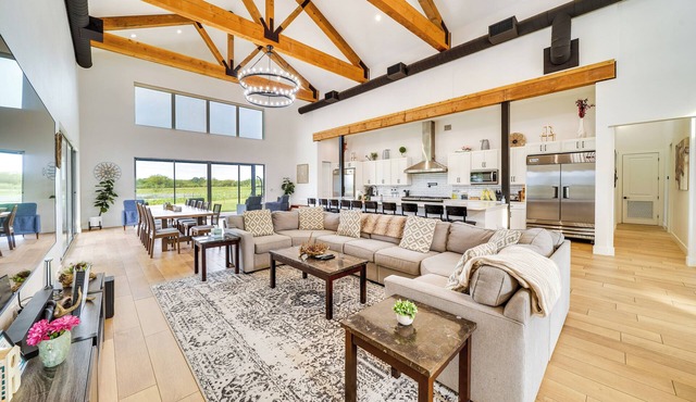 Lakefront Texas Home on Legacy Ranch