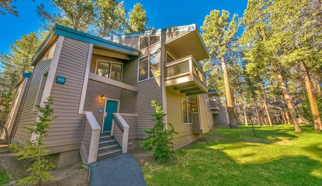 Lakefront Townhome in South Lake Tahoe