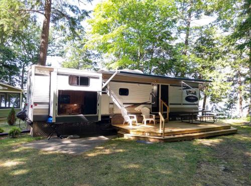 Lakefront! Twin Birch Resort - The Loon