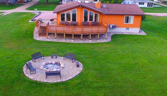 Lakefront Vacation Home/Cabin for Rent/Lewis & Clark Lake