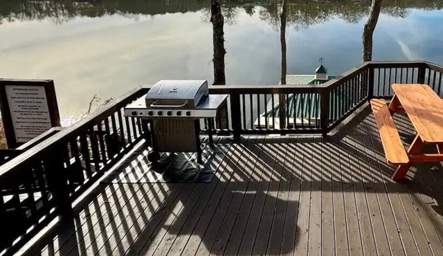 Lakefront Villa 1 Dock Access