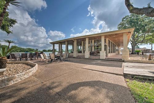 Lakefront Wallis Ranch w/Private Beach & Patio!