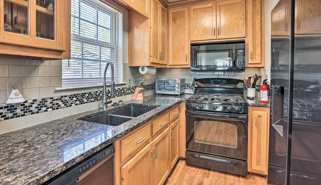 Lakefront Wedowee Home w/Private Dock & Hot Tub!