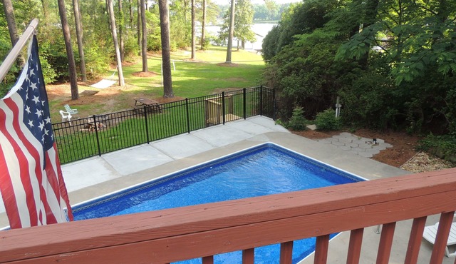 Lakefront with Private Swimming Pool