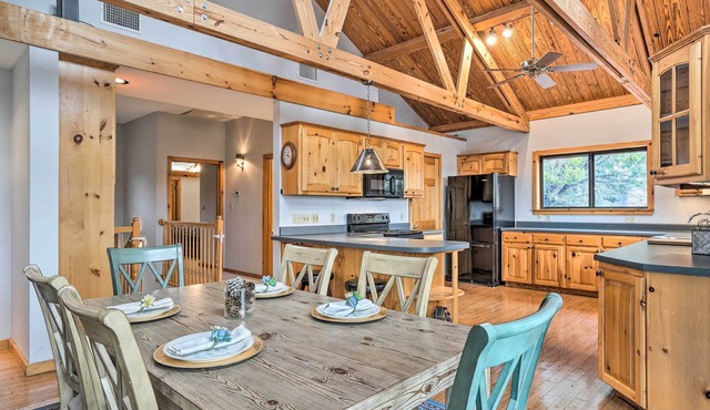 Lakehills Vacation Rental on Medina Lake