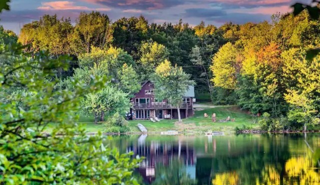 LakeHouse All Season Retreat!