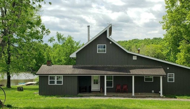 Lakehouse and Loft, Elegant rustic escape
