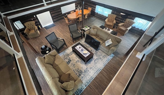 Lakehouse Chalet by the Beach!