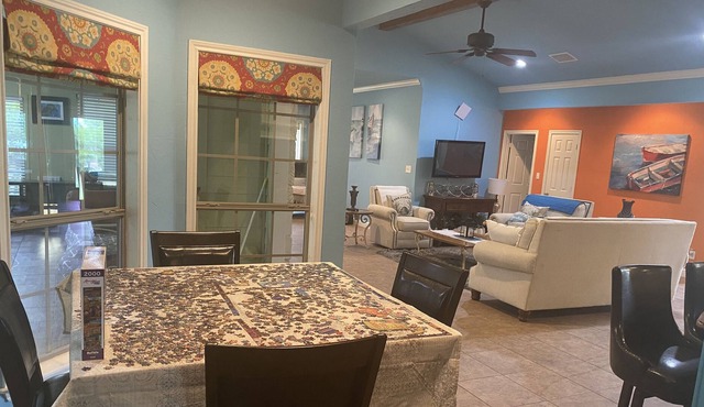 Lakehouse getaway on lake Bob Sandlin, with private boat ramp and amazing views