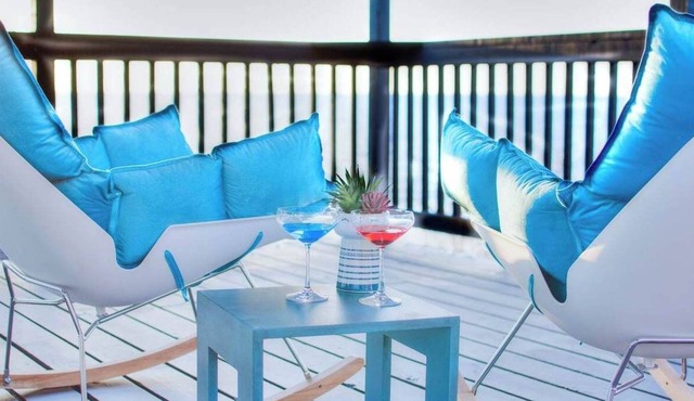 Lakehouse Loft · Private cottage near Niagara Falls with lake view