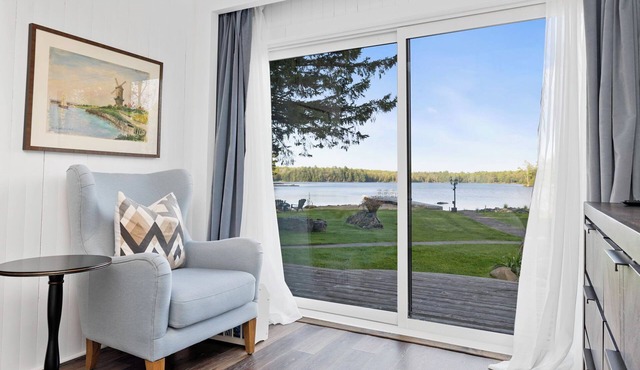LakeHouse of The Rising Sun