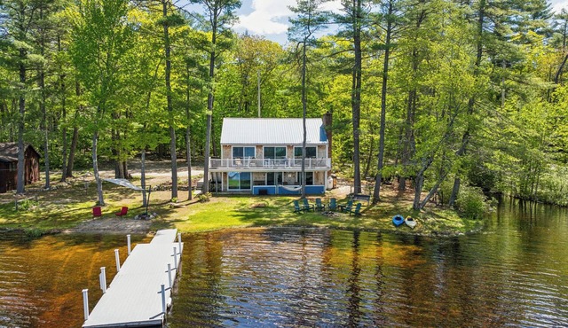 Lakehouse on Little Sebago Lake with Private Beach, Dock, Kayaks and a Firepit