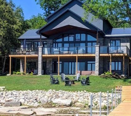 LakeHouse on the Point