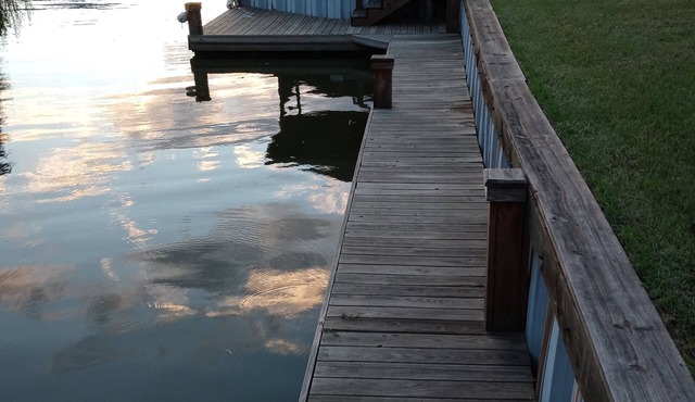 Lakehouse retreat