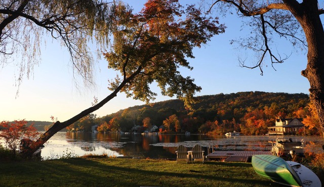 Lakehouse, Sunsets, Gardens, Outdoor Living