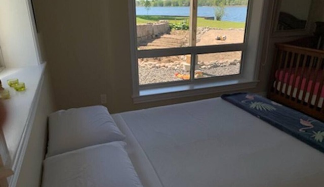 Lakehouse with 800 feet of waterfront near Prince Edward County!